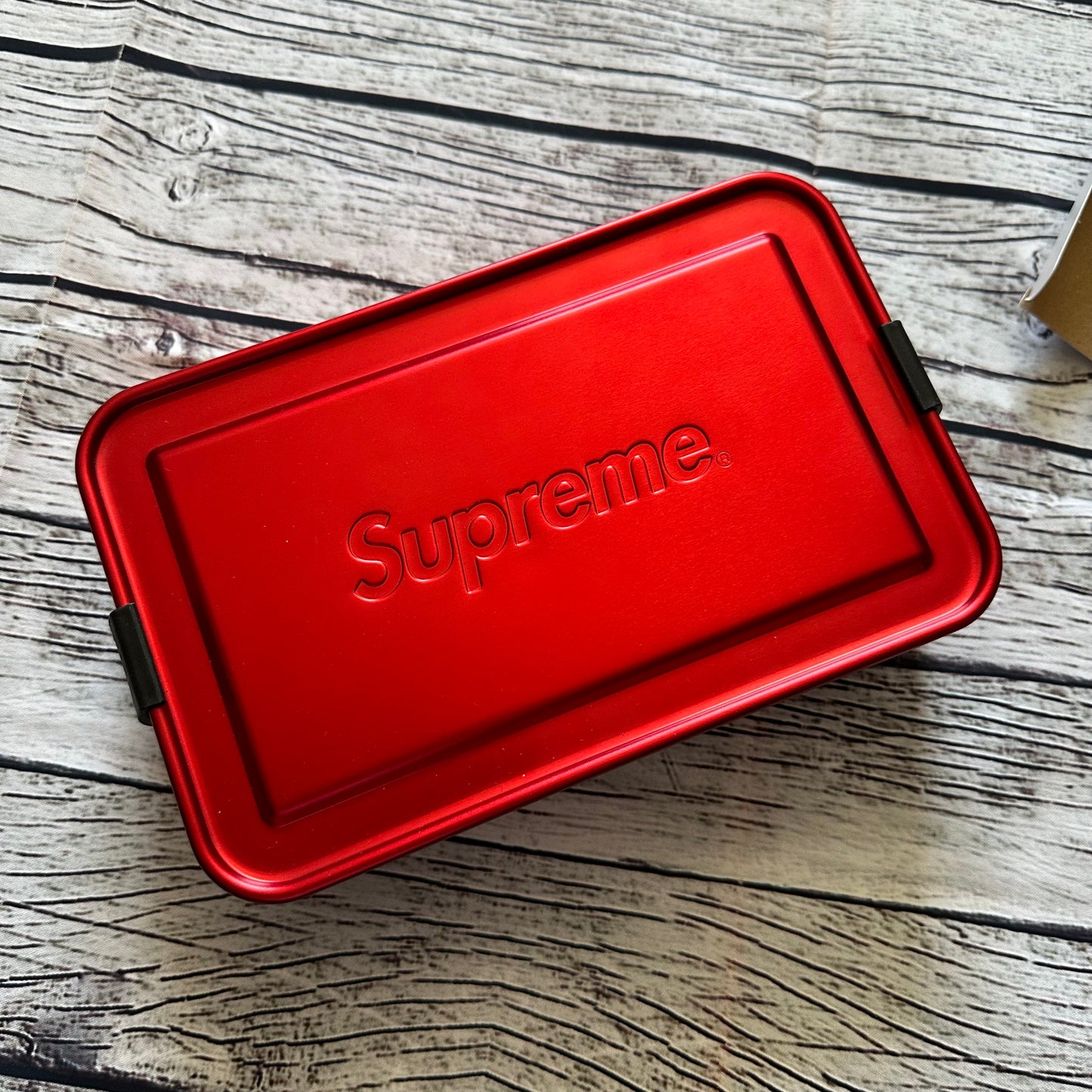 Supreme - SIGG Metal box