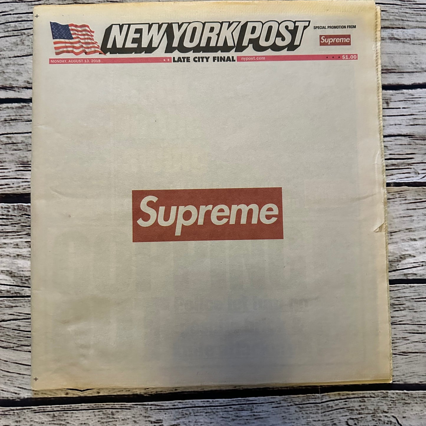 Supreme - Newspaper FW18