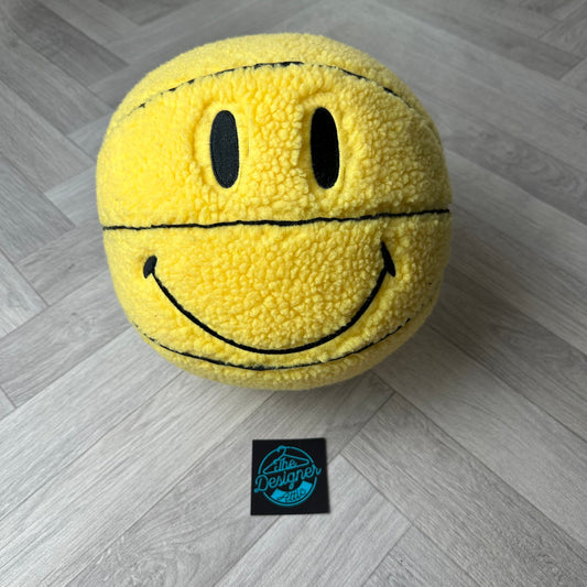 CTM Plush Smiley basketball