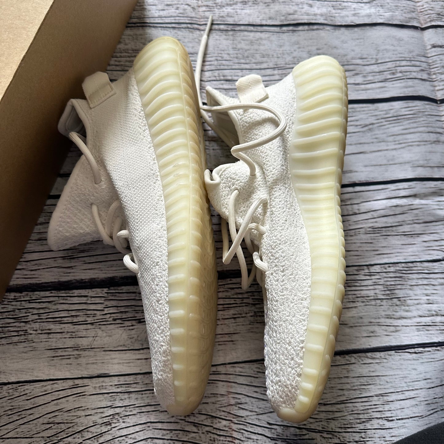 Yeezy 350 Triple white UK8.5