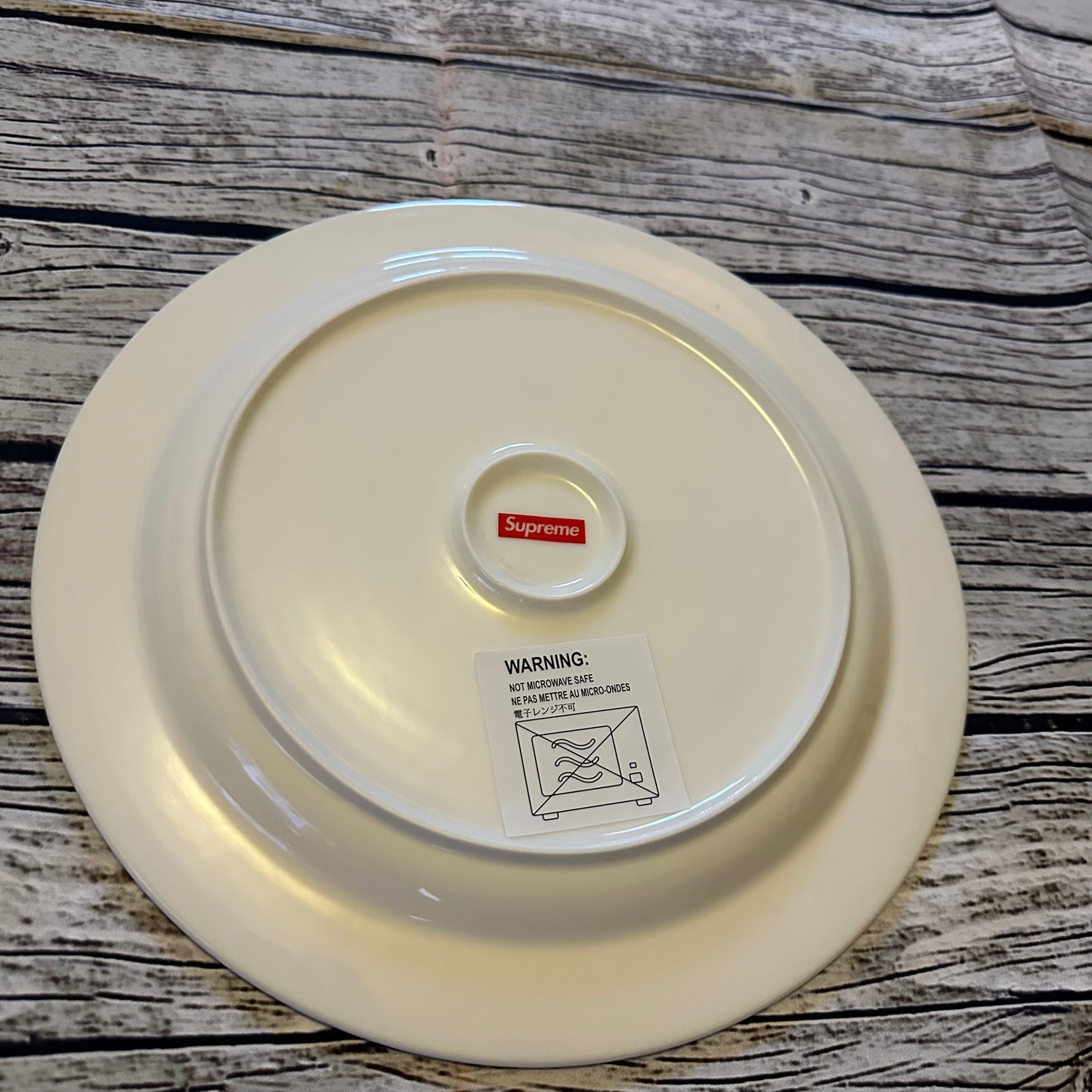 Supreme - Watch plate AW20