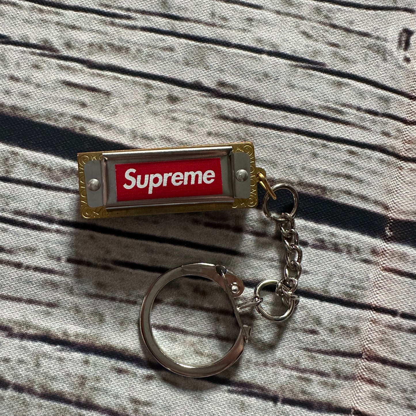 Supreme - Honher Keyring