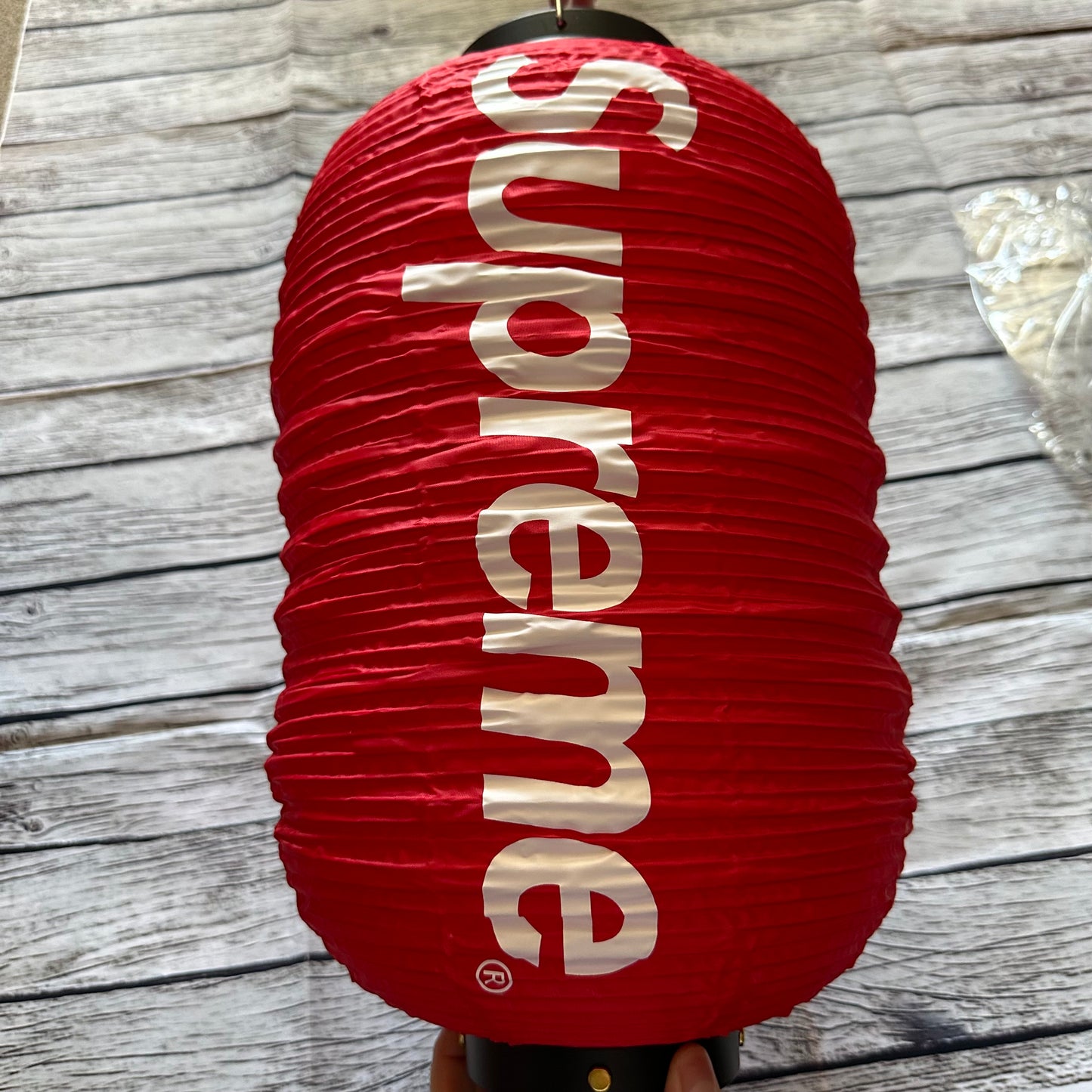 Supreme - Chinese lantern