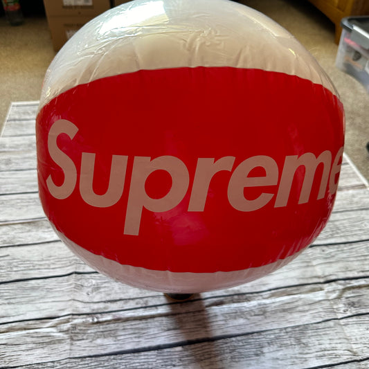 Supreme - Beach ball