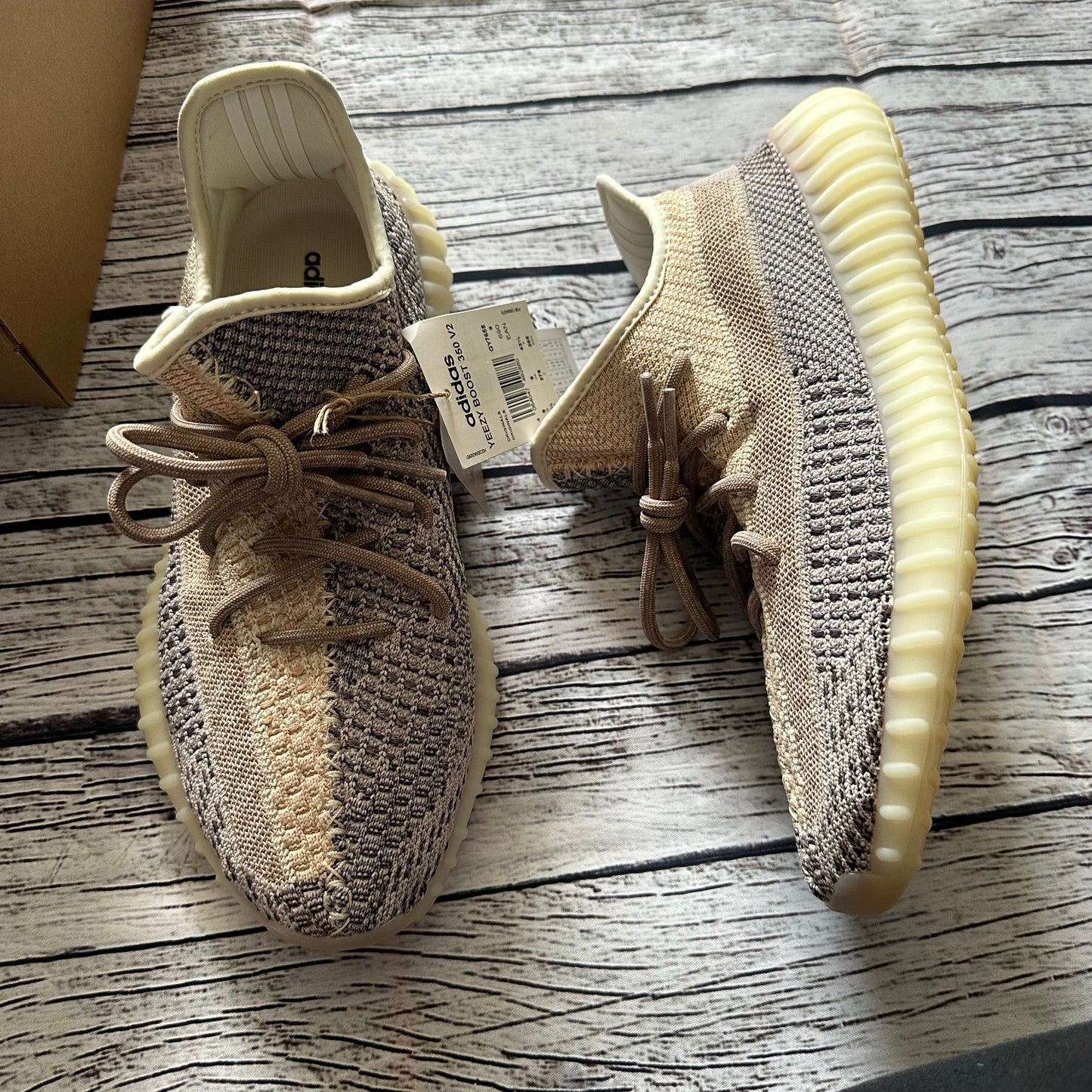 Yeezy 350 Ashpearl UK9