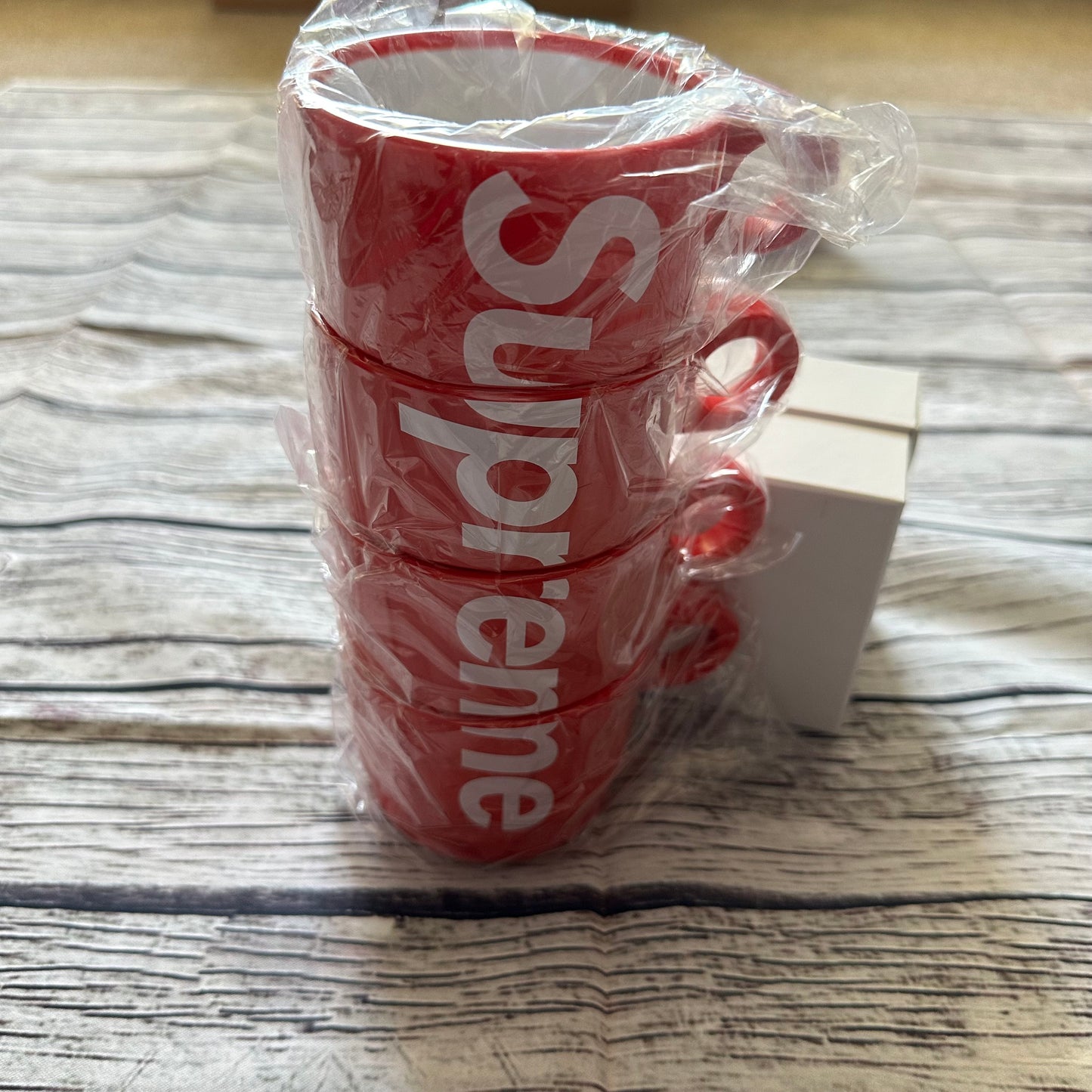 Supreme - Stacking cups