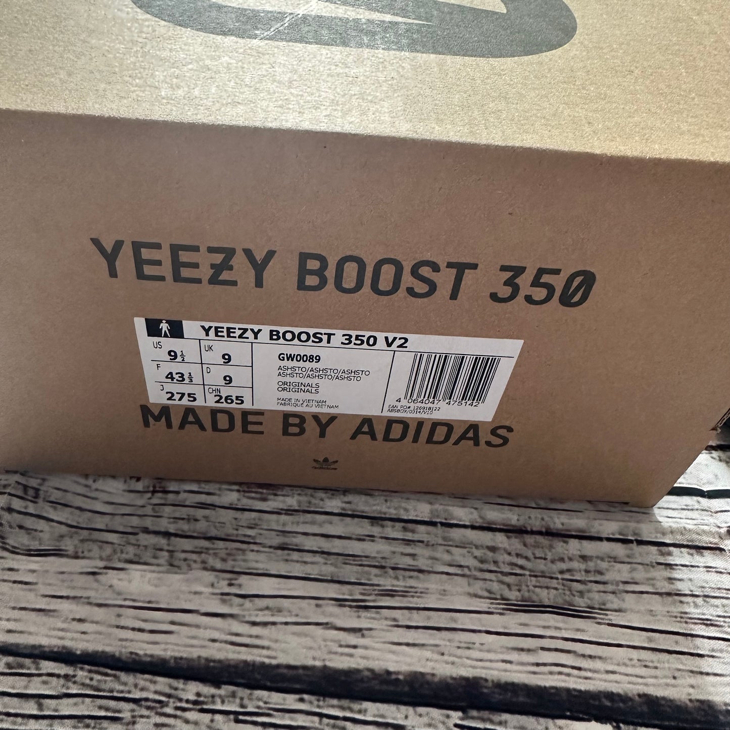 Yeezy 350 Ashstone UK9